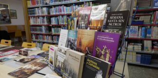 La Biblioteca de Archidona estrena una exhaustiva sección bibliográfica sobre la Semana Santa andaluza