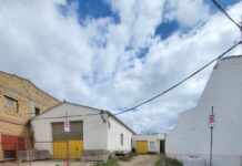 Barón alega la inexistencia de registros públicos sobre el callejón de Cartaojal y achaca al PSOE que manipule a los vecinos