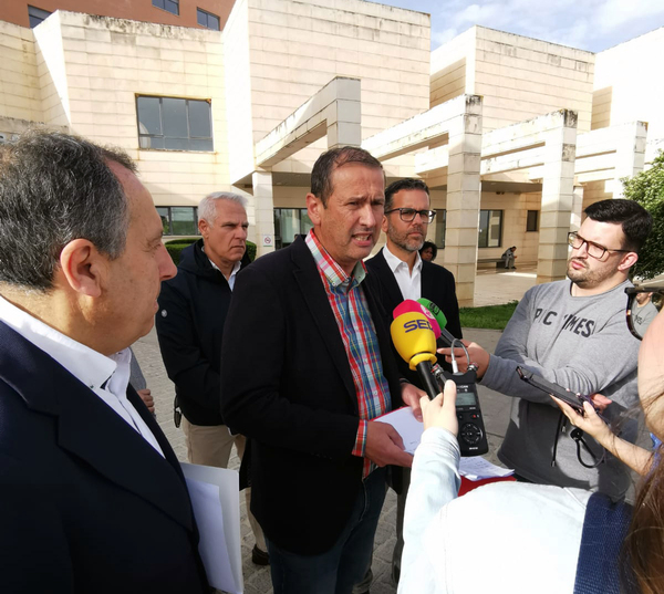 230426 Manuel Lara en rueda de p