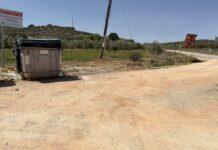 Llamamiento a la colaboración en Villanueva del Rosario para erradicar el depósito ilegal de escombros y muebles