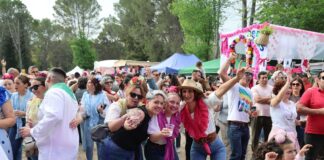 Cuevas de San Marcos desafía a la lluvia y celebra una multitudinaria Romería