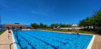 Abierto el plazo de licitación para la gestión de la piscina municipal de verano de Cartaojal