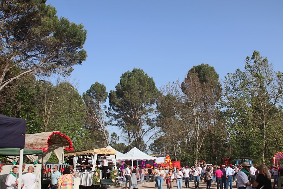 La romeria se lleva a cabo en el entorno del Embalse de Iznajar
