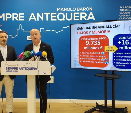 Carmona y Barón denuncian una «máquina de bulos» del PSOE en sanidad