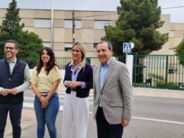 El PSOE sitúa la reforma de centros con más de 30 años como eje de su programa