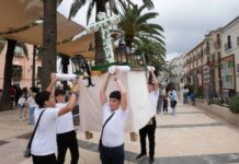 La tradición de la Cruz de Mayo sigue más viva que nunca en Archidona