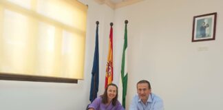 Nueve asociaciones de Cuevas Bajas reciben apoyo municipal para impulsar su actividad
