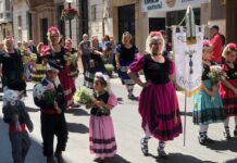 Antequera celebra la Ofrenda Floral a la Virgen de los Remedios el 29 de mayo