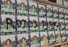 El PSOE de Antequera denuncia ante la Policía Nacional la destrucción de banderolas y pintadas en carteles electorales