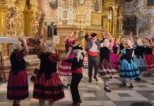 Antequera rindió tributo a su Patrona con la Ofrenda Floral a los Remedios y el desfile de trajes típicos