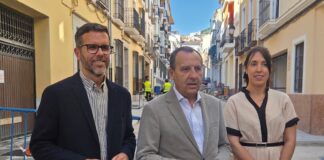 El PSOE «desmonta la excusa» del alcalde sobre el PFEA: «Las obras se ejecutan con un año de retraso»