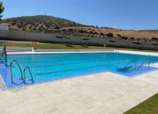 El Ayuntamiento de Villanueva de Algaidas licita la concesión del servicio de bar de la piscina municipal