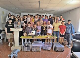 46 estudiantes del CEIP Nescania se inician en la robótica con el proyecto MetaDigital-Rural en el Valle de Abdalajís