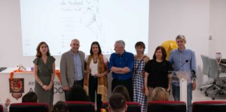 Las clínicas FisioDomina, Sanae y Fisidea reciben el VIII Premio de Salud Carlos Acal en Archidona