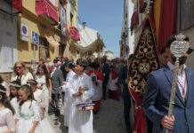 El Corpus Christi vuelve a tomar las calles de Archidona con los niños de Primera Comunión como protagonistas