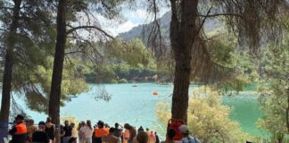 Las Brazadas Solidarias de Ardales consolidan su cita con el deporte y la solidaridad en su tercera edición