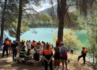 Las Brazadas Solidarias de Ardales consolidan su cita con el deporte y la solidaridad en su tercera edición