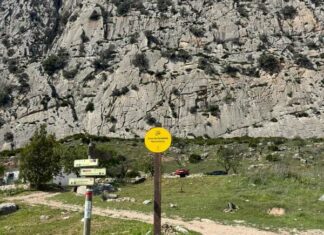 Valle de Abdalajís estrena señalética para guiar a visitantes por su patrimonio y rutas naturales
