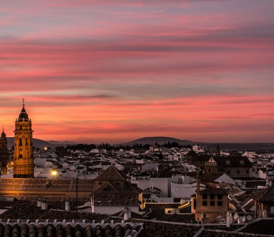 ¿Qué hacer en Antequera este verano al atardecer? ‘Luz de Luna 2026’ tiene 32 respuestas