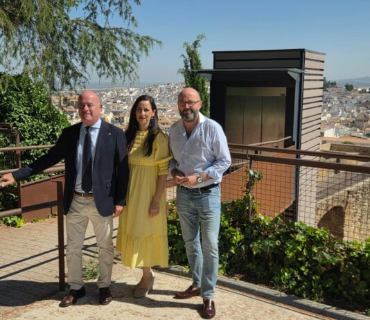La Alcazaba de Antequera culmina la adaptación accesible de su itinerario principal hasta el Patio de Armas