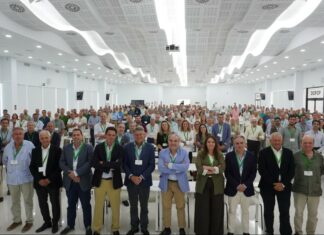 Dcoop factura 1.421 millones de euros en 2025