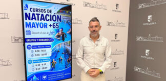 Abiertas las inscripciones para los cursos gratuitos de natación para mayores de 65 años durante el mes de julio en Antequera