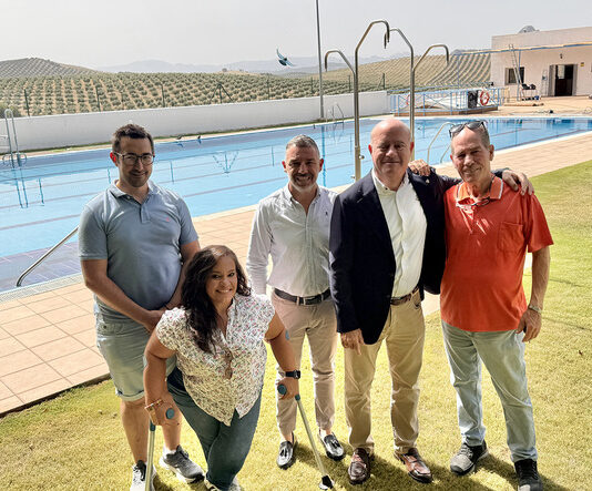 La Piscina Municipal de Cartaojal abre sus puertas