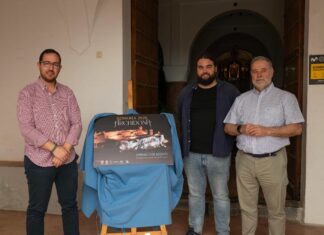Un dron inmortaliza la Romería Nocturna de Archidona en el cartel oficial de 2026