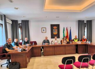 Villanueva del Rosario refuerza su seguridad tras los robos mediante la técnica del «abrazo cariñoso»
