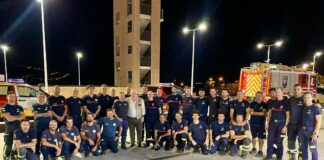Parte desde Antequera un dispositivo de 11 bomberos y cinco vehículos para apoyar en las labores de extinción del incendio de Burgohondo