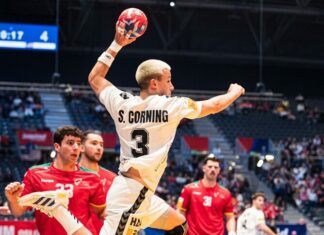 El extremo Sean Corning, nuevo jugador del Club Balonmano Dólmenes Antequera