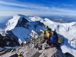 Dos alpinistas de Campillos coronan la Dufourspitze, la segunda cima más alta de los Alpes: «Un error se paga caro»