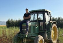 Miguel Lolas, el influencer agrícola que cuenta a través de las redes sociales la realidad del campo antequerano