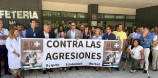 Autoridades y sanitarios piden respeto tras la agresión