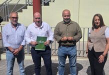 Vox exige un nuevo complejo de piscinas en Antequera