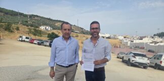 El PSOE exige la adecuación de la parcela de la calle Alcalá como aparcamiento público