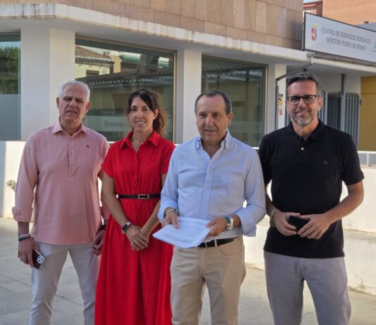 El PSOE exige a la Junta de Andalucía reforzar los servicios sociales de Antequera para la gestión de las tarjetas monedero