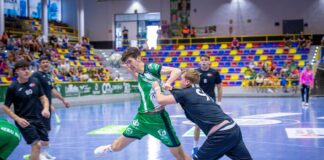 El joven canterano Javier González Chía renueva con el Balonmano Dólmenes Antequera para jugar en la Plata
