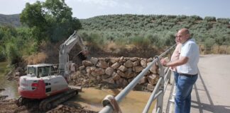 La Junta invierte 1,2 millones en reparar los cauces fluviales de Archidona