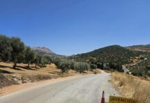 Villanueva de la Concepción continúa reparando sus caminos rurales