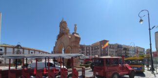 Cómo moverse por la Real Feria de Agosto de Antequera 2026: tren, coche y aparcamiento