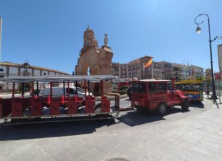 Cómo moverse por la Real Feria de Agosto de Antequera 2026: tren, coche y aparcamiento