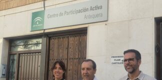 El PSOE exige la apertura del centro de mayores de Antequera tras quince meses de retraso