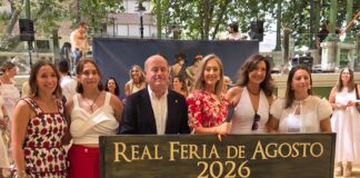 Antequera inaugura su Feria de Día con música, ambiente y una traca sin ruido