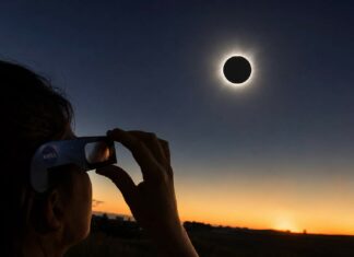 Estrellas fugaces y eclipse solar, la cita astronómica de agosto en los Dólmenes
