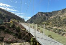 El nuevo puente colgante permite recorrer el último tramo del Caminito del Rey con hasta 11,4 grados menos de calor