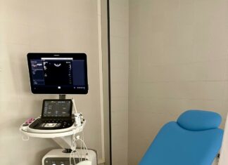 El área sanitaria de Antequera renueva 14 sillones ginecológicos