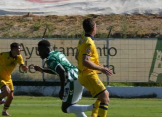 El Antequera CF salda la tercera jornada con un punto