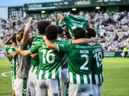 El Antequera vuelve a hacerse fuerte en El Maulí y doblega a un Real Jaén invicto (2-0)