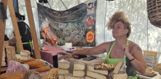 Teba reúne a más de medio centenar de queserías de toda España en su XXIV Feria del Queso Artesano